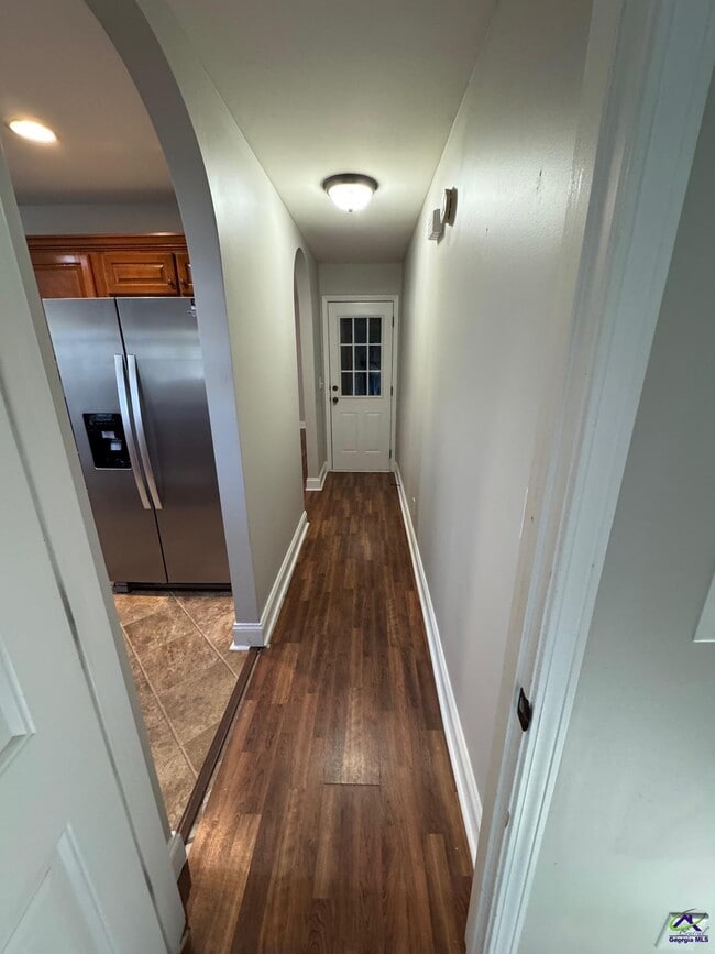 Building Photo - 302 Tug Ct