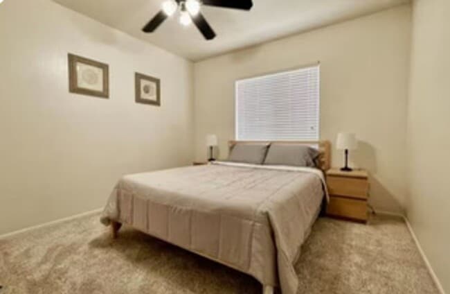 Building Photo - SE Pebble and Pollock!! Single Story!! Fir...