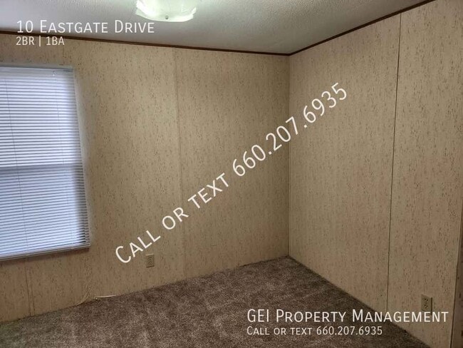 Building Photo - 10 Eastgate Dr