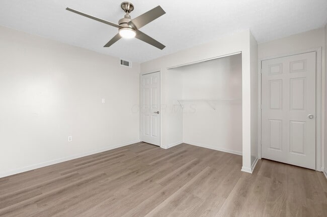 Building Photo - 5175 Threshing Ct