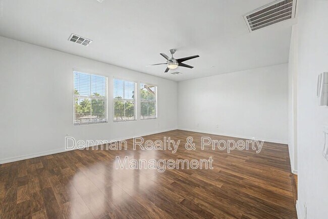 Building Photo - 2048 W Monte Cristo Ave