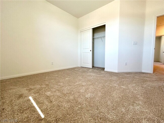 Building Photo - 12504 Kings Crk Pl