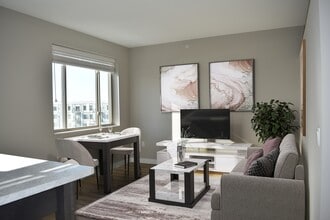 Building Photo - The Knox Apartments