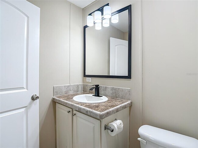 Building Photo - 7515 Rooks Dr