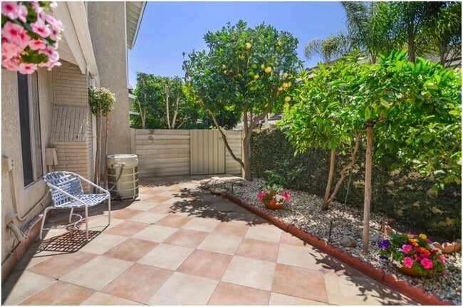 Building Photo - SPECTACULAR WOODBRIDGE HOME!!!