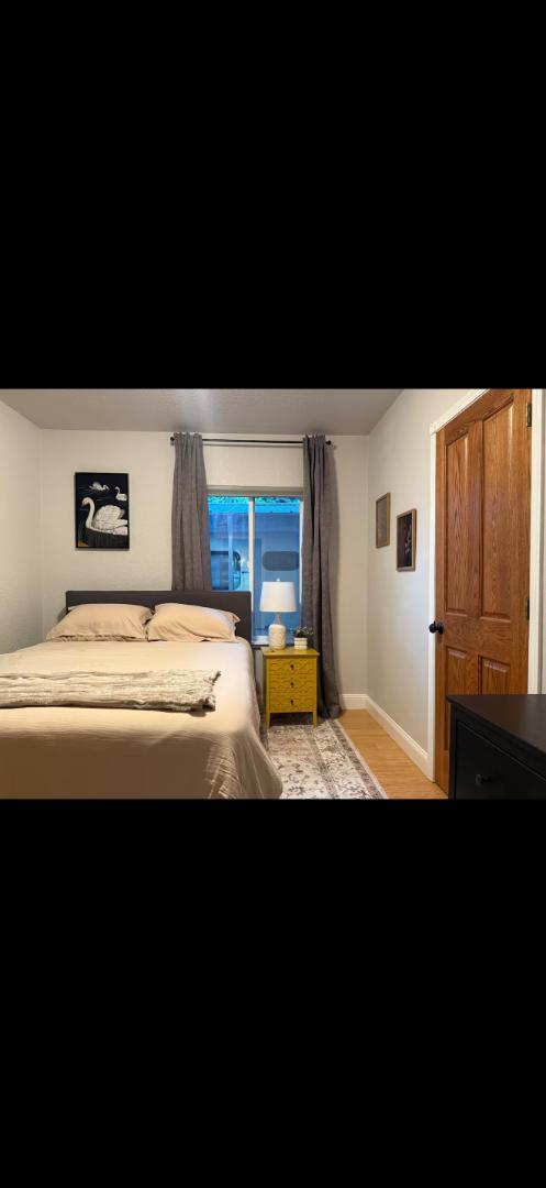 Building Photo - 4000 4th Ave