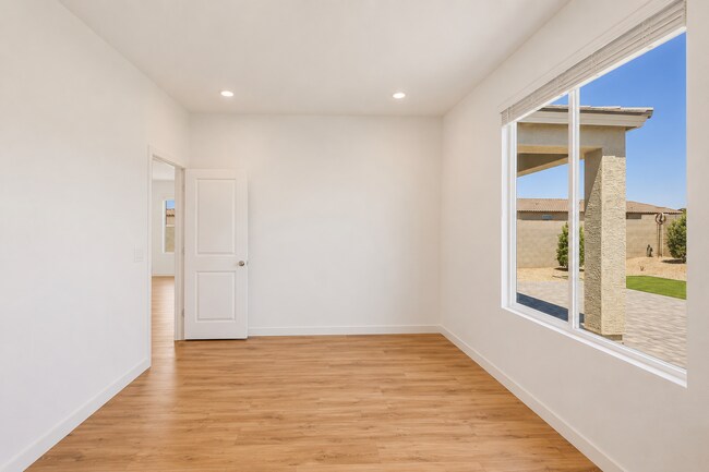 Building Photo - 18128 W Soft Wind Dr