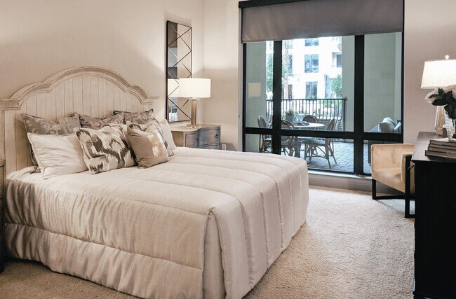 Building Photo - Exclusive 2-Bed | 100% Off First Month!