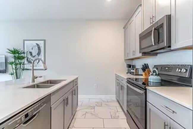 Building Photo - 388 Ocean Course Ave