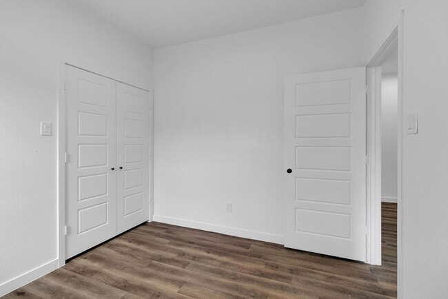 Building Photo - 106 Runnels St