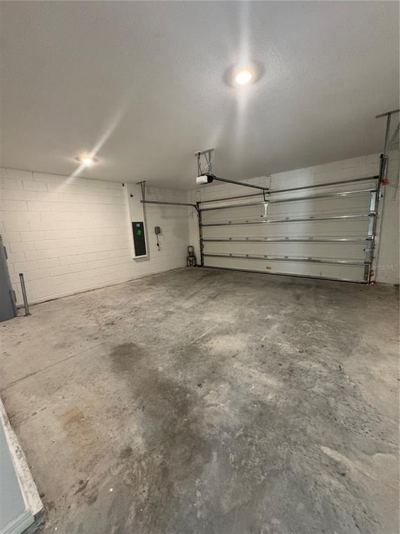 Building Photo - 1433 Austin St