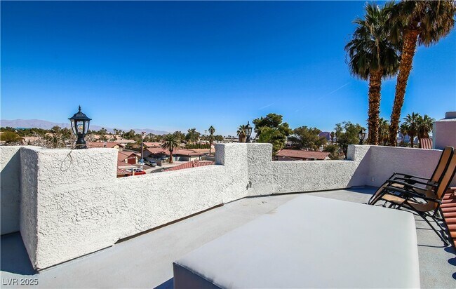 Building Photo - 5086 Cartaro Dr