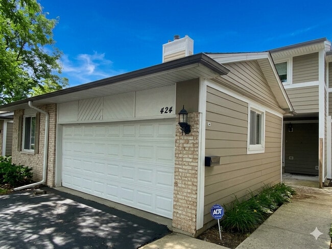 Building Photo - 424 Mallard Dr