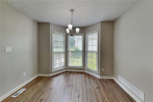 Building Photo - 39 Fawn Trail
