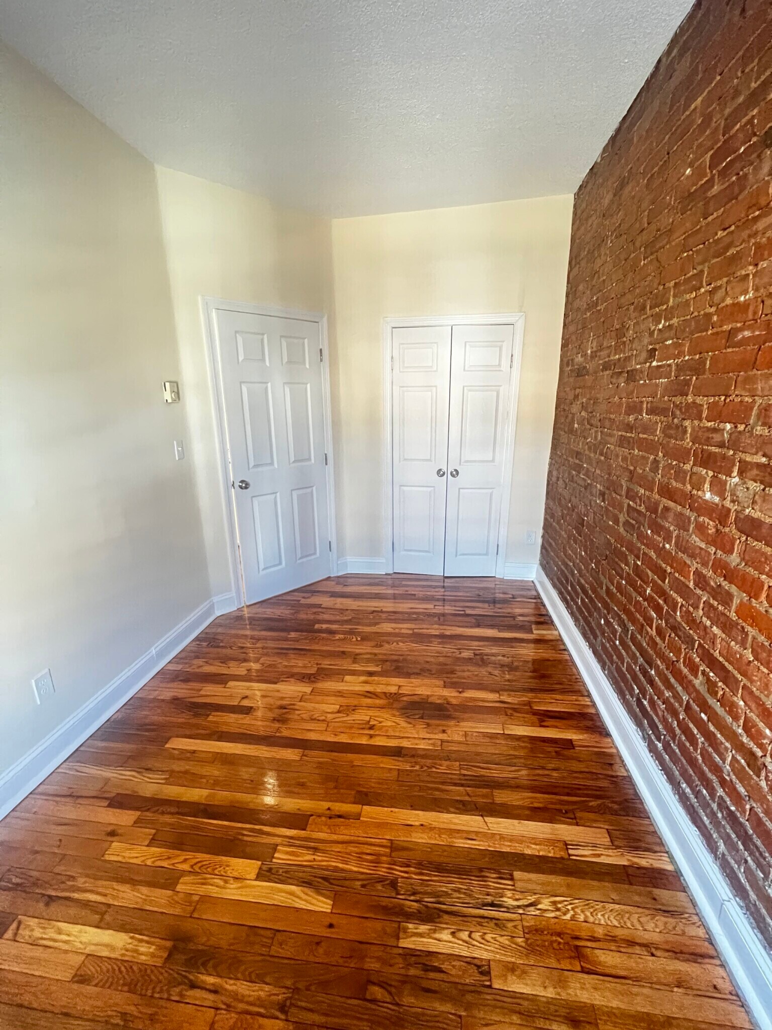 Building Photo - 892 Huntington Ave