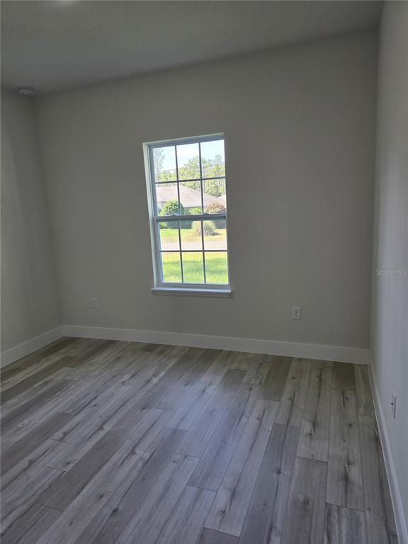 Building Photo - 1564 W Cary Dr