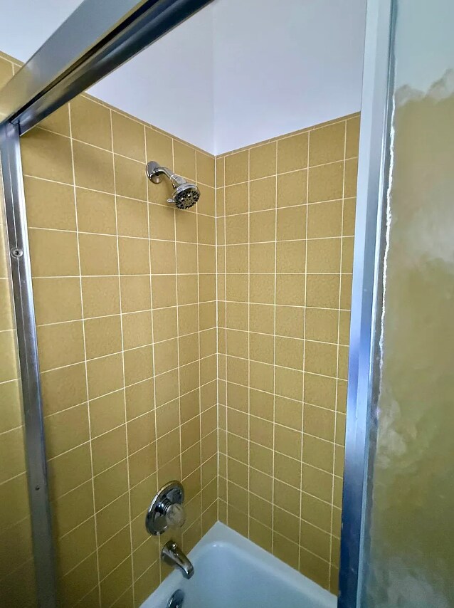 Building Photo - 8073 Treecrest Ave