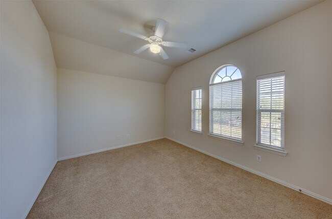 Building Photo - 6118 Havenwood Canyon Ln