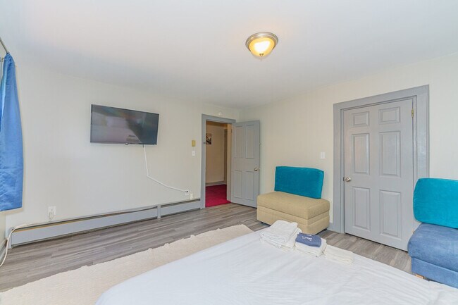 Building Photo - 90 Madison Ave