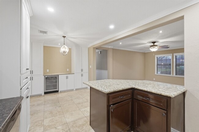 Building Photo - 4406 Marlborough Dr