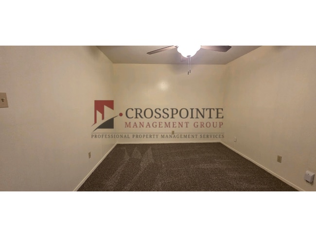 Building Photo - Almost Ready! 3 Bedroom 2 Bath Duplex in Longview!