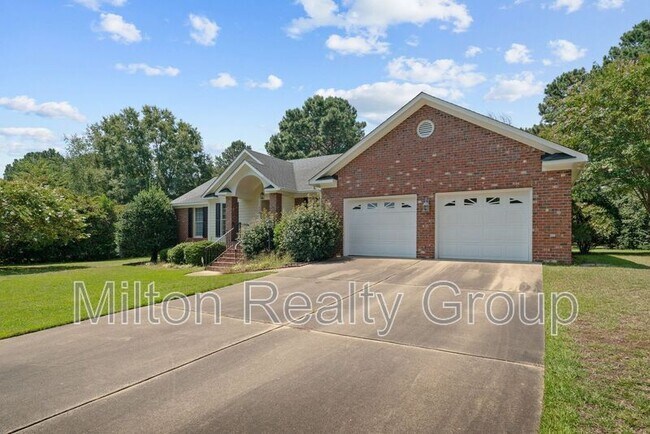 Building Photo - 464 Tirzah Dr