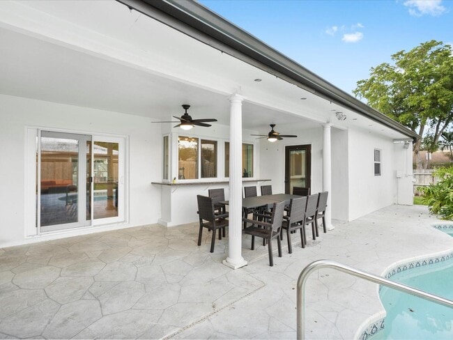 Building Photo - 5191 Sarazen Dr