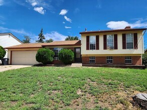 Building Photo - 2625 Prescott Cir E