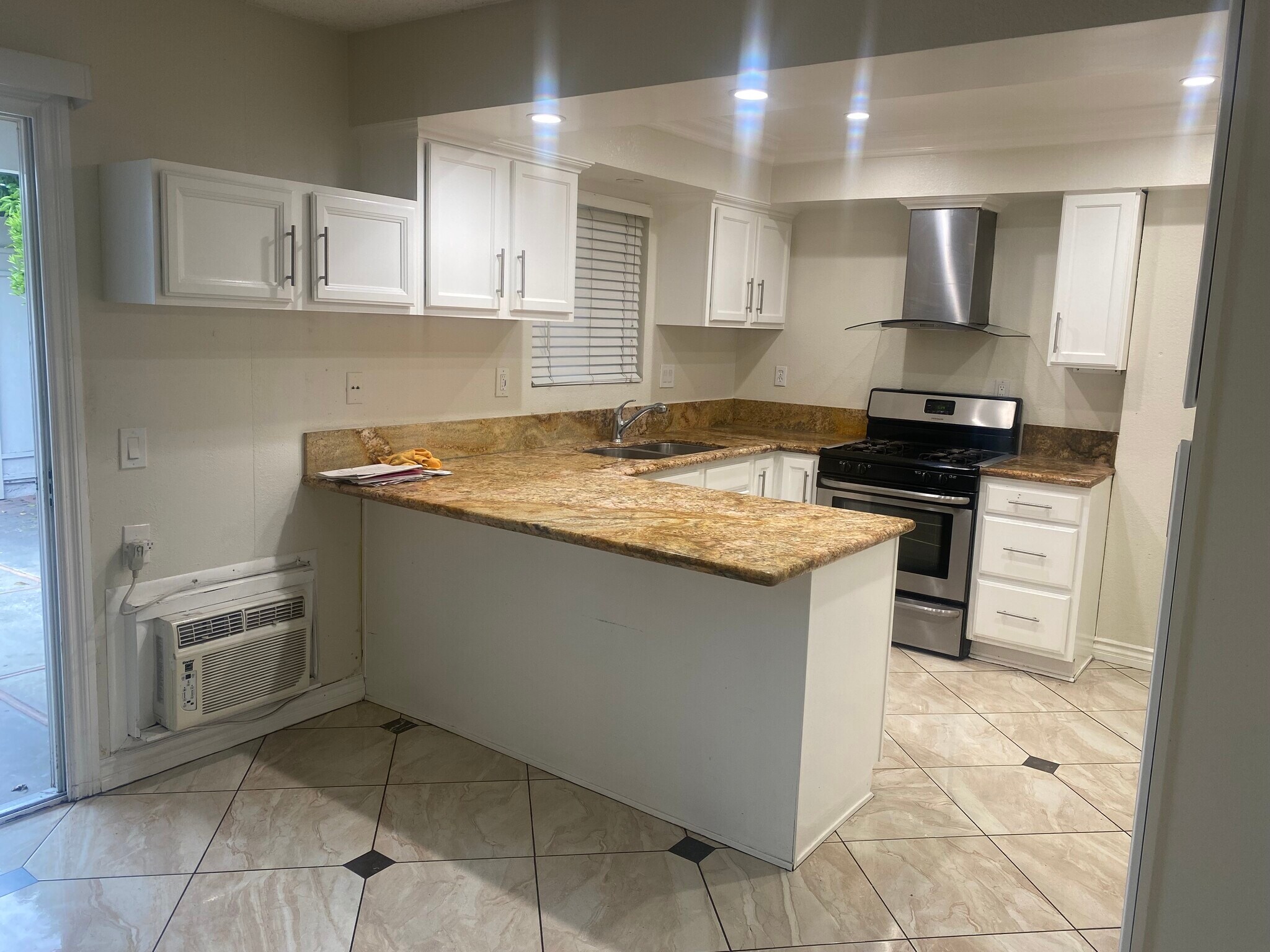 Building Photo - 17236 Nisson Rd