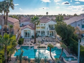 Building Photo - 50155 Doral St