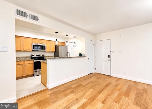 Building Photo - 3308 Wyndham Cir