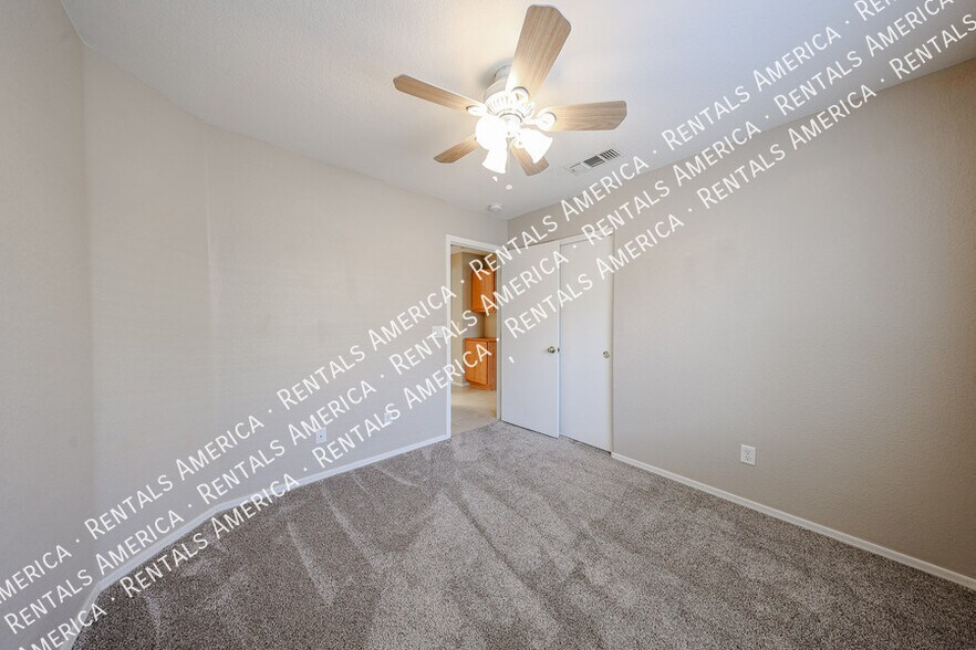 Building Photo - 8587 W Monona Ln