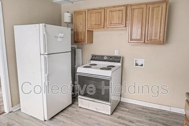 Building Photo - 1520 17th Way SW