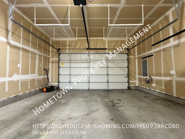 Building Photo - 4439 Fairweather St NE