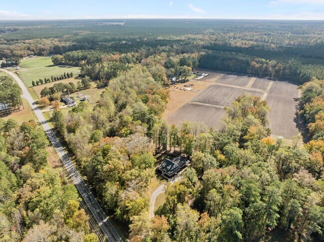 Building Photo - 13340 NC-33