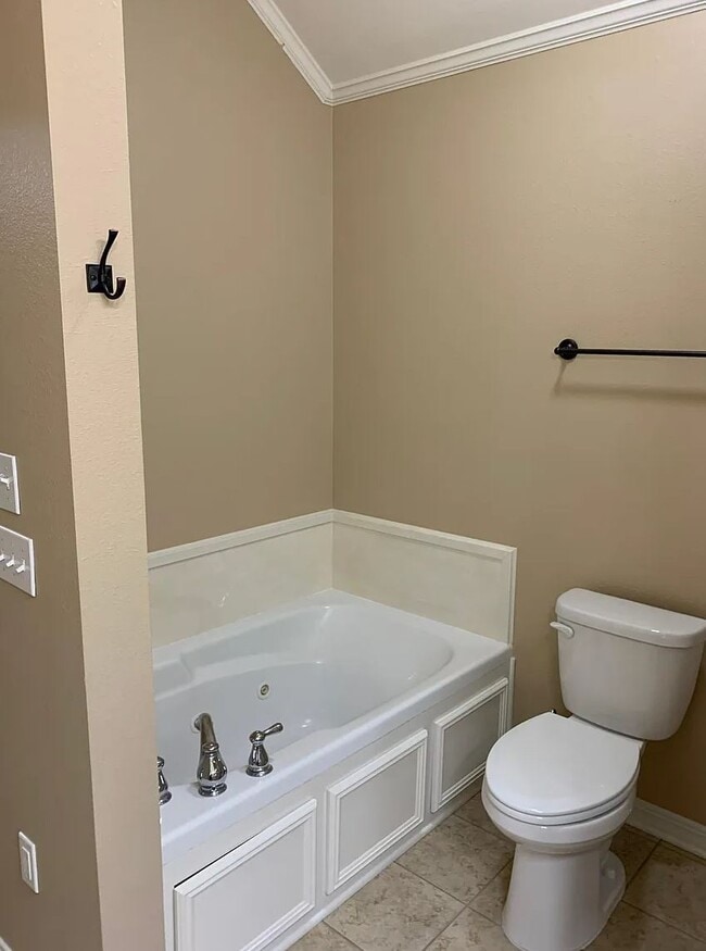 Building Photo - 2006 Wild Iris