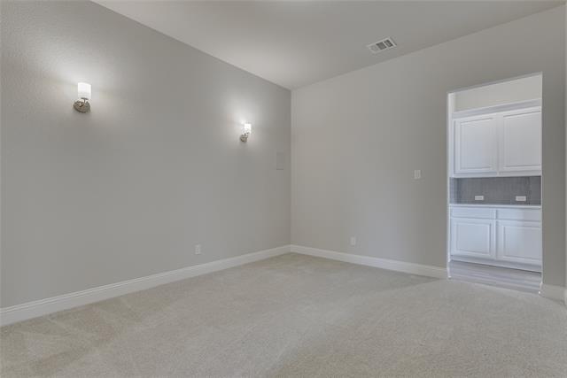 Building Photo - 708 Blueberry Way