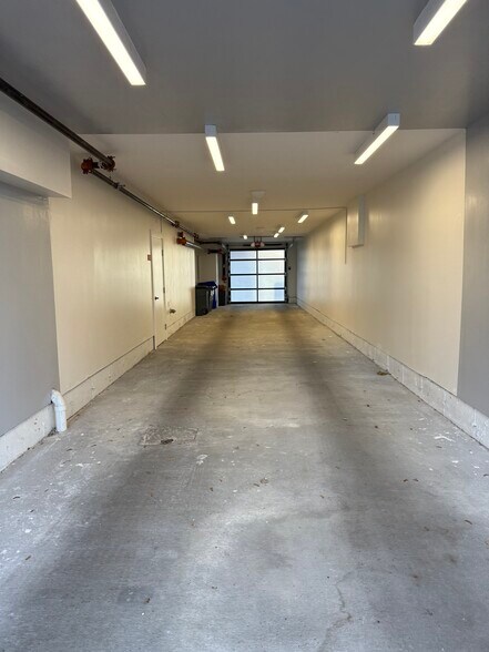 Building Photo - 238 Webster St