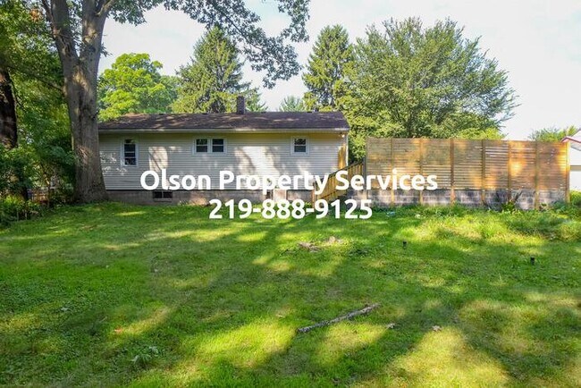 Building Photo - 6215 Glen Dr