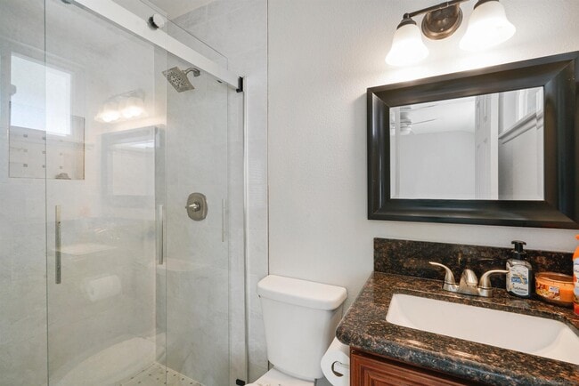 Building Photo - 7684 Meadowbrook Ct