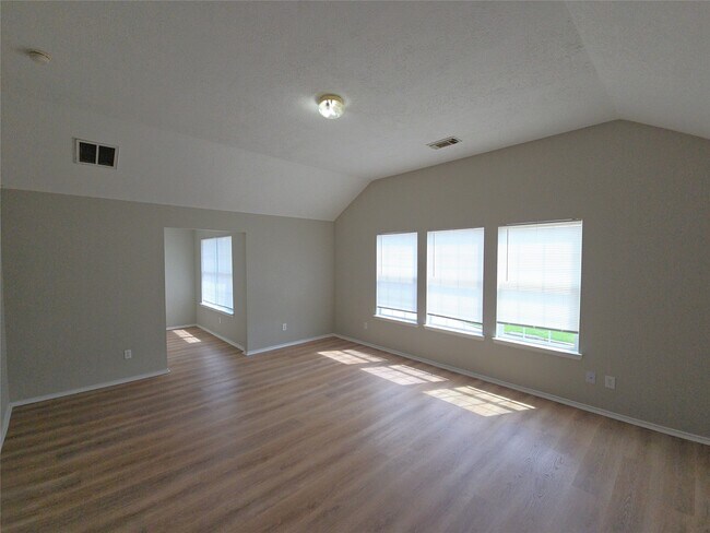 Building Photo - 21802 Westfield Ridge Dr