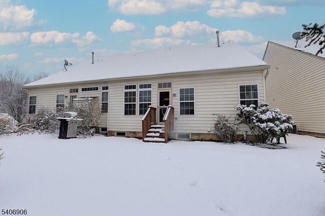 Building Photo - 3 Weber Ave