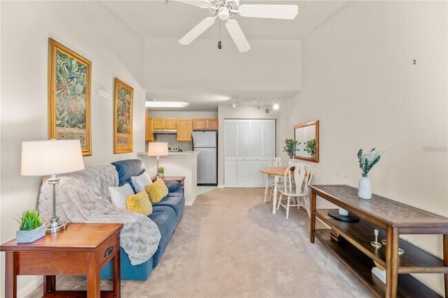 Building Photo - 9117 Lee Vista Blvd