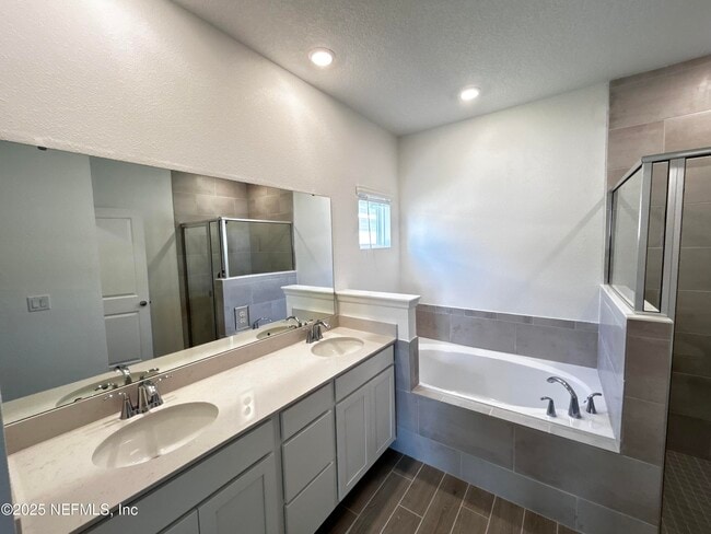 Building Photo - 1671 Lachlan Cir