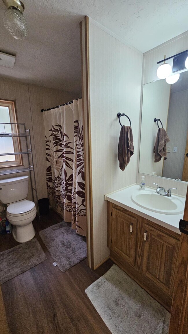Building Photo - 8738 Boxwood Ct SE