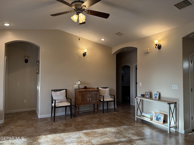 Building Photo - 5936 Anapaula Dr