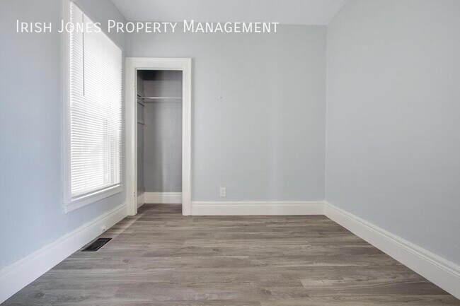 Building Photo - 1514 William St