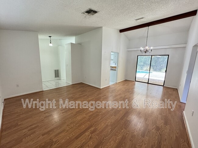 Building Photo - 7908 Knight Dr