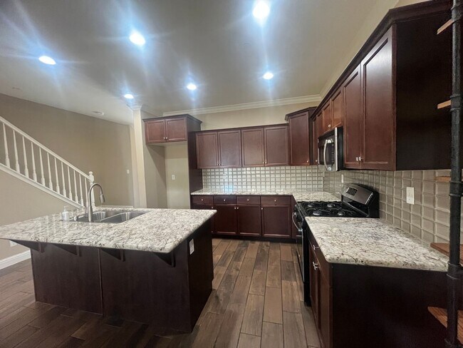 Building Photo - Two Story Home Move In Ready located in Avalon Gated Community!!!