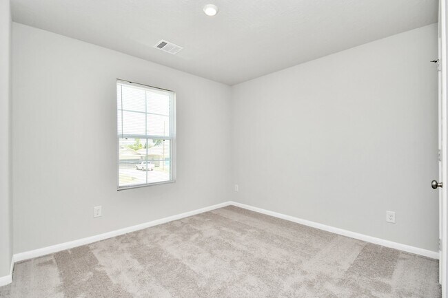 Building Photo - 1361 Rd 5102